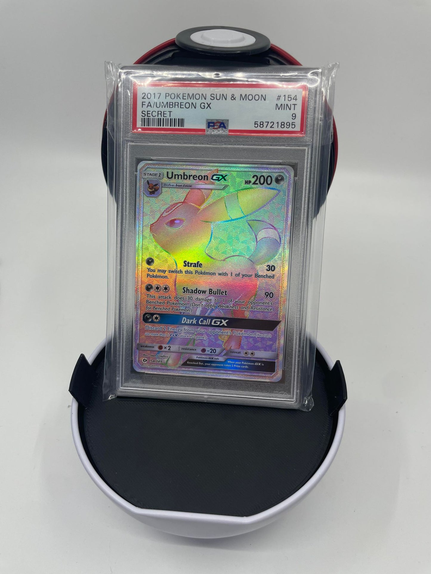 Sun & Moon Base Umbreon GX #154 PSA 9